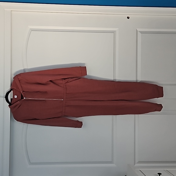 Cozy Zip-Front Hoodie Jumpsuit for Women in Cedarwood - Picture 3 of 6